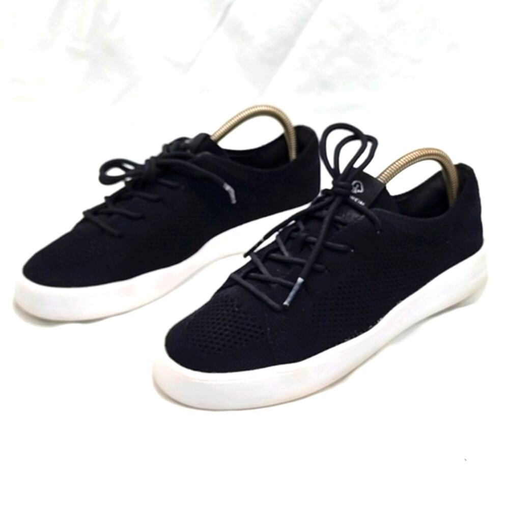 GIESSWEIN WOMENS WOOL SNEAKER 39 BLACK WHITE LACE UPS GOOD PRE OWNED NICE